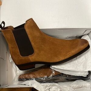 Men's Aldo Tan Suede Chelsea Boots New Mens size 8